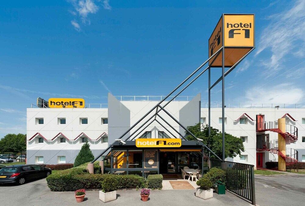 Hotel F1 Ванн Екстер'єр фото