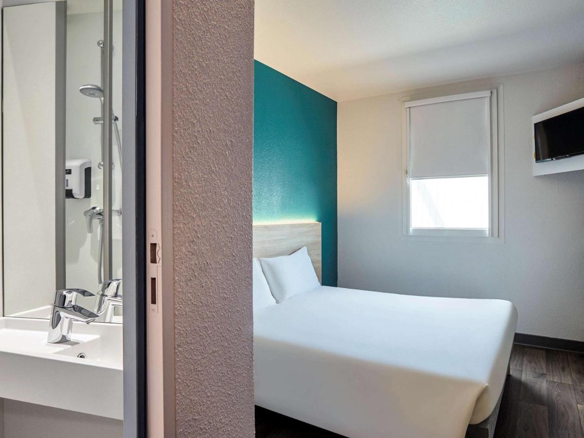 Hotel F1 Ванн Екстер'єр фото